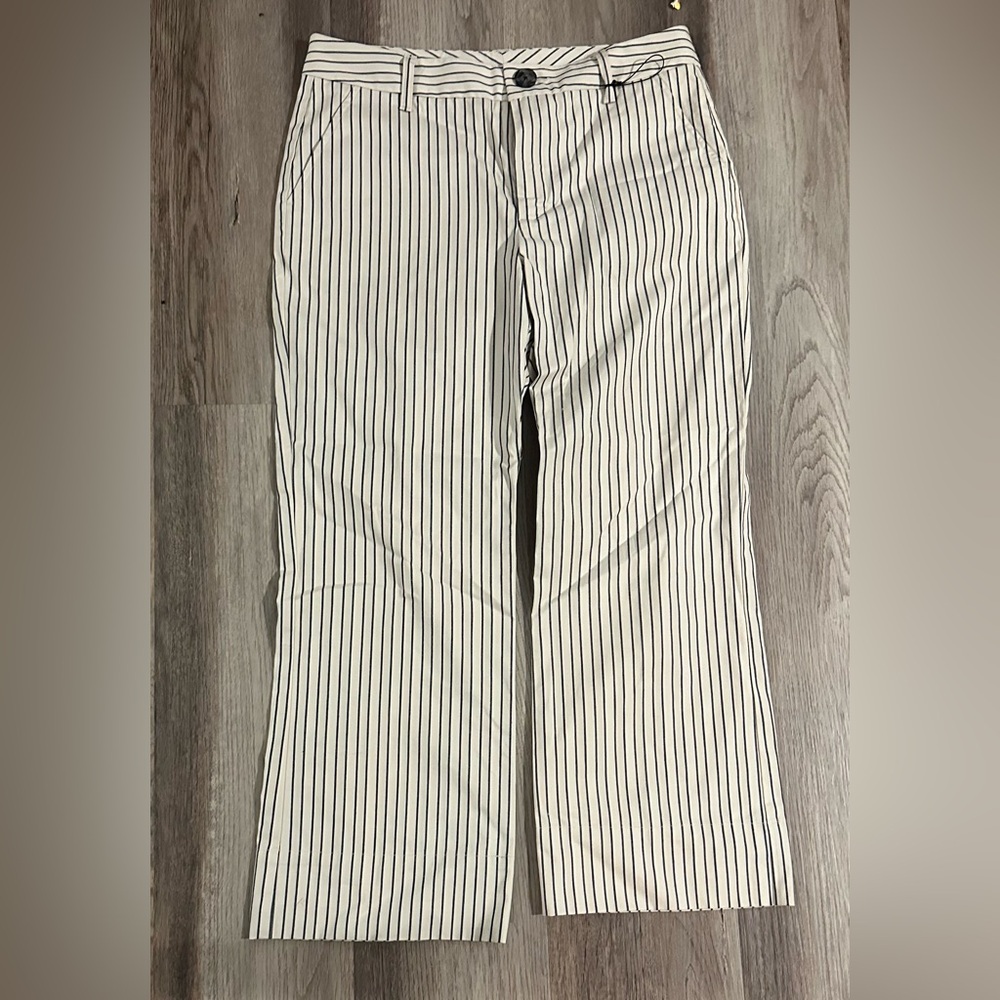 Cabi navy pinstripe straight leg dress pants front pockets women's size 6